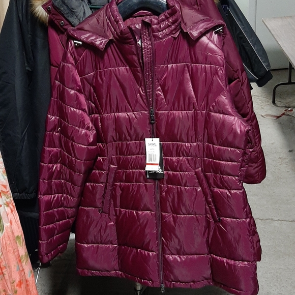 Ladies clothing plus size. - Picture 7 of 7